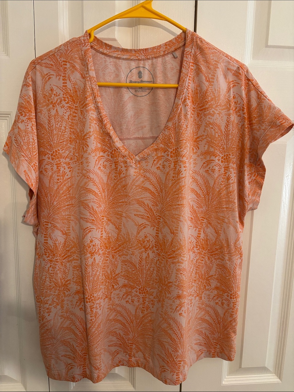 Tommy Bahama Coral Palm-Print V-Neck Short Sleeve Top